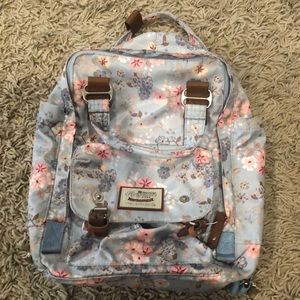 blue and pink backpack